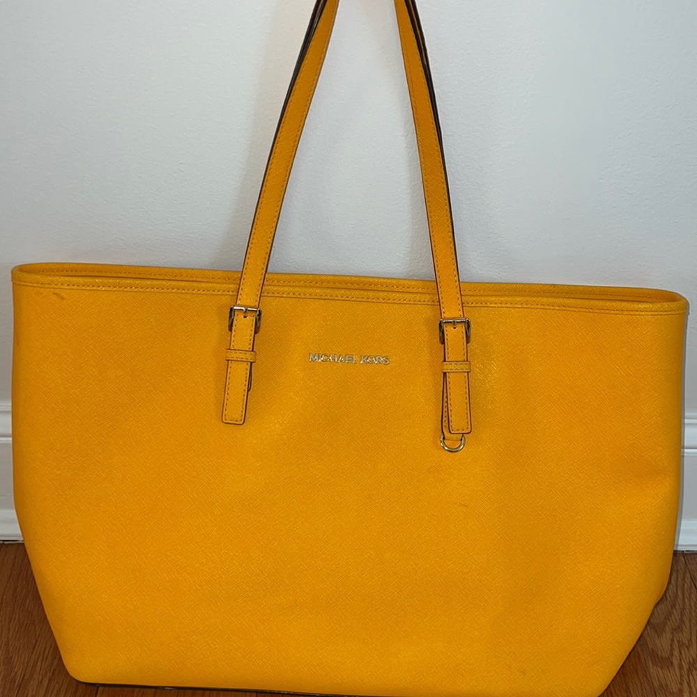 Michael Kors Tote